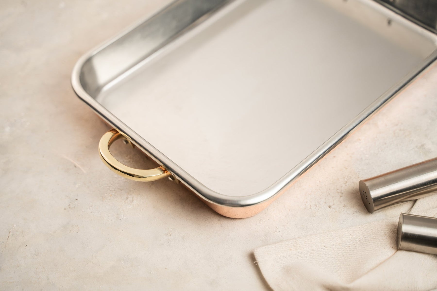Handcrafted Copper Baking Tray with Tin Lining, 370 mm x 270 mm – view 2