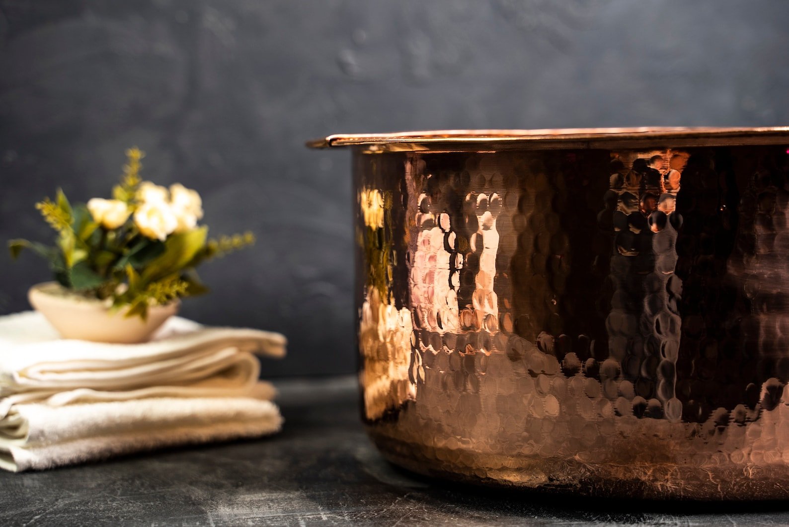 Handmade Solid Copper Foot Bath with Removable Footrest – Luxury Spa & Detox Soaking Basin - Alfiq's Store