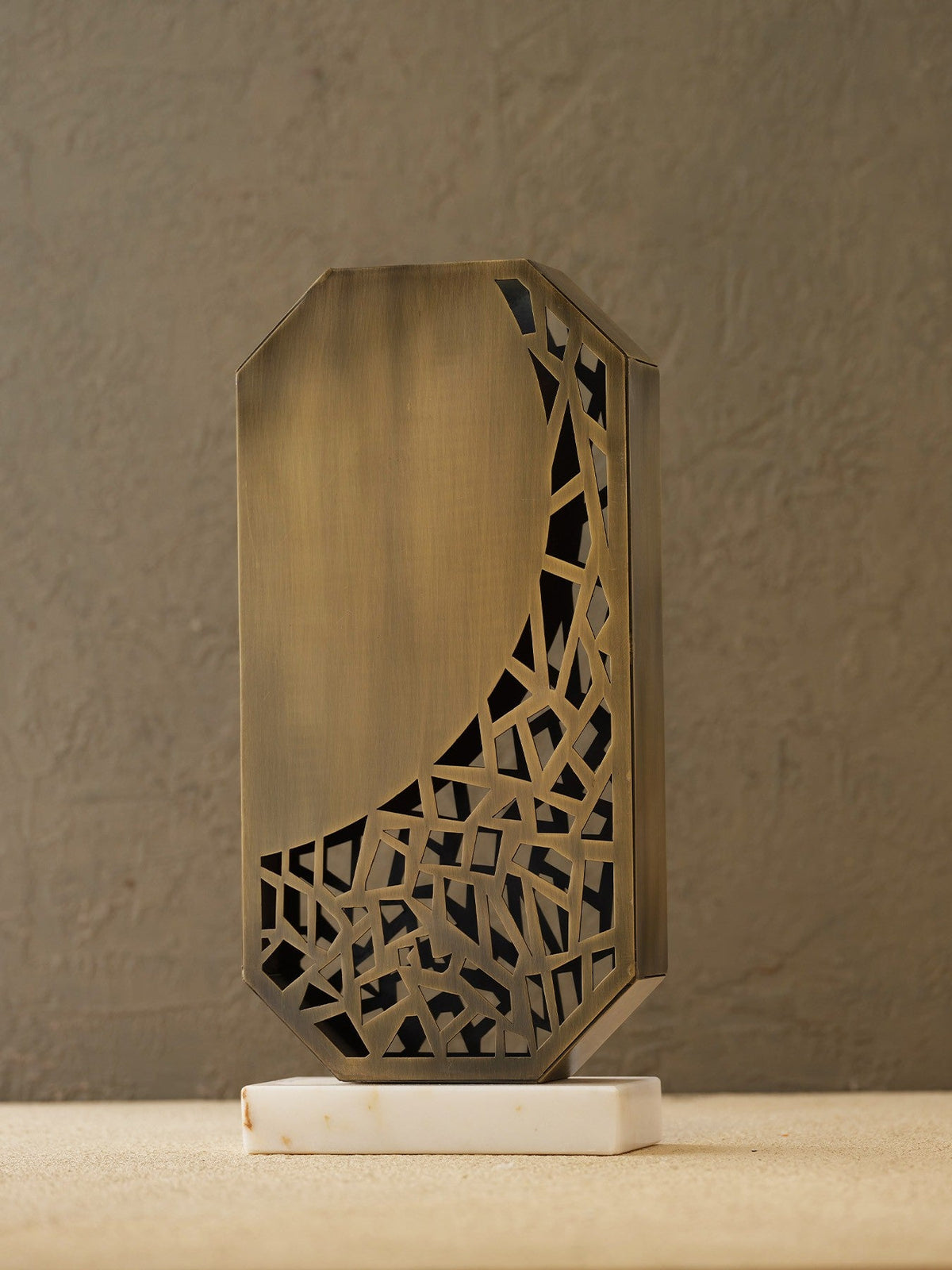 Vase & Flower Pot
