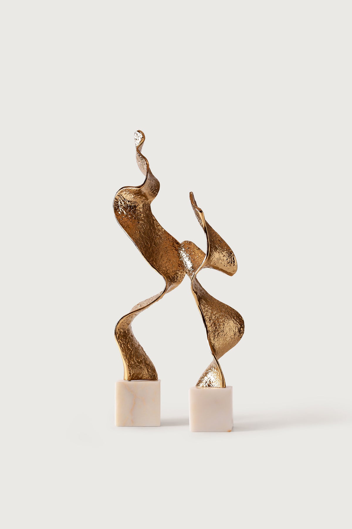Vertical Ribbon Sculpture (Set of 2) — Bels & Pearl
