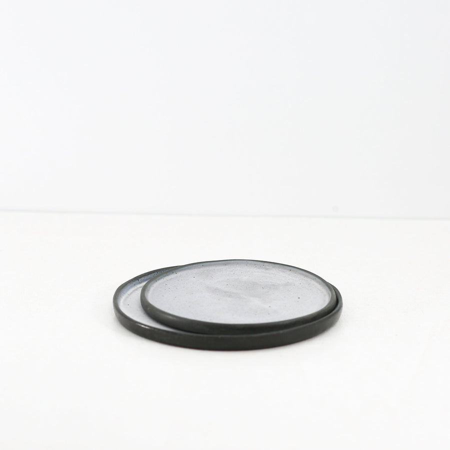 Hic Ceramics S Round Plate 17 cm — Handcrafted Stoneware Dessert Plate