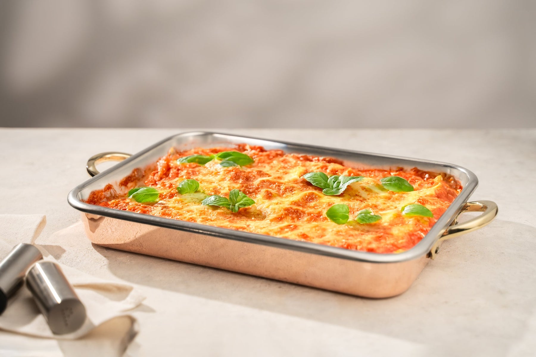 Handcrafted Copper Baking Tray with Tin Lining, 370 mm x 270 mm – view 4