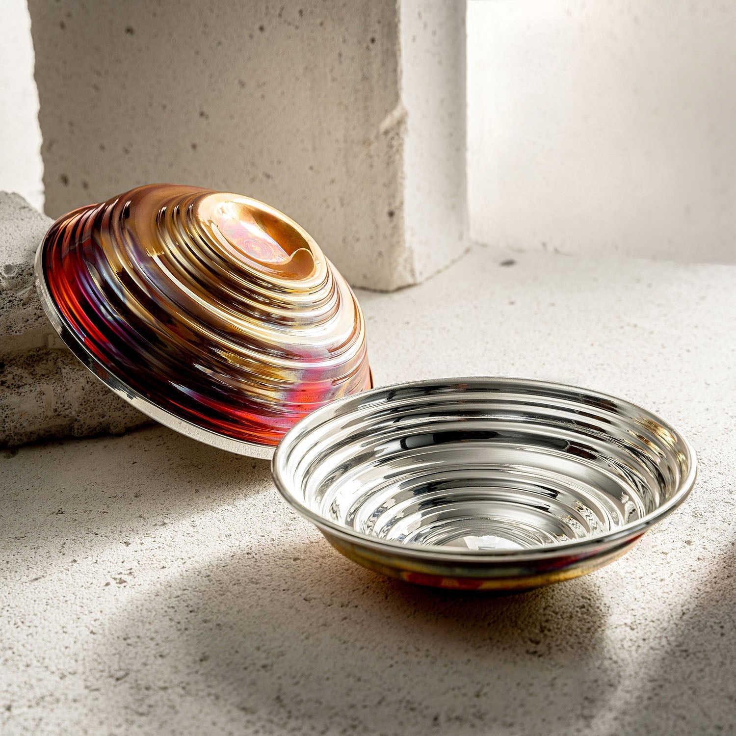 Serrated Copper Bowl Set - Handcrafted Artistry in 3 Unique Finishes (Coppe – view 3