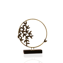 Leaf Decor – Botanical Grace in Brass