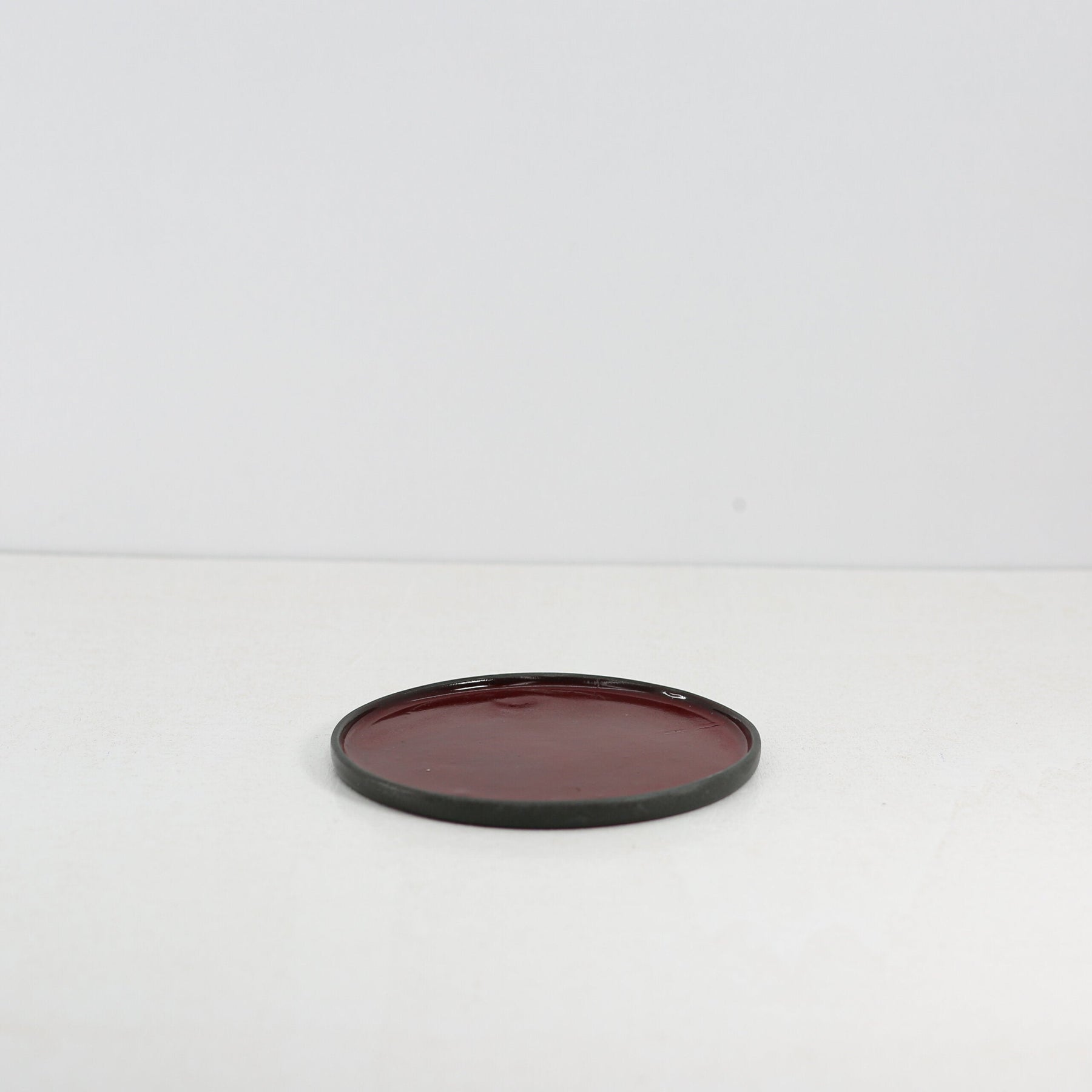 Hic Ceramics S Round Plate 17 cm — Handcrafted Stoneware Dessert Plate