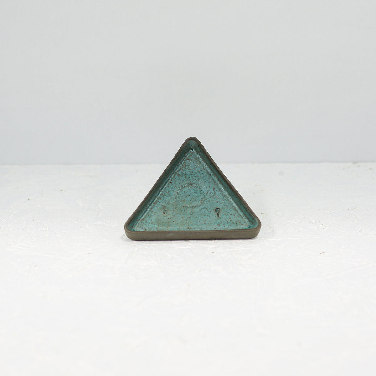 Hic Ceramics Small Triangle Plate