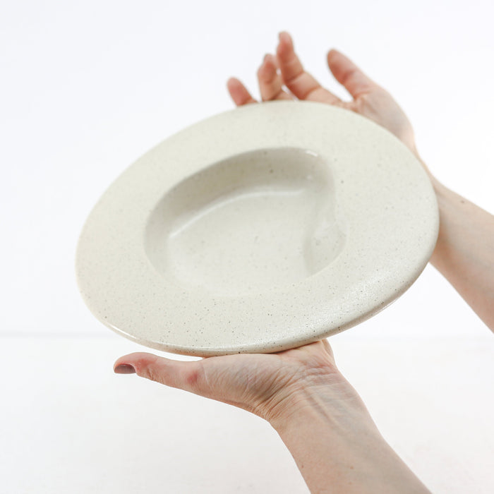 Hic Ceramics Wawe Spaghetti Plate — Handcrafted Stoneware Pasta Plate