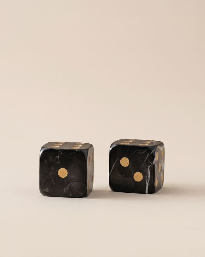 Black Marble Dice Set – Luxe Game-Inspired Decor