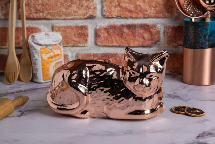 Handcrafted Copper Cat-Shaped Cake Mold – Decorative Baking Mold & Kitchen Wall Art