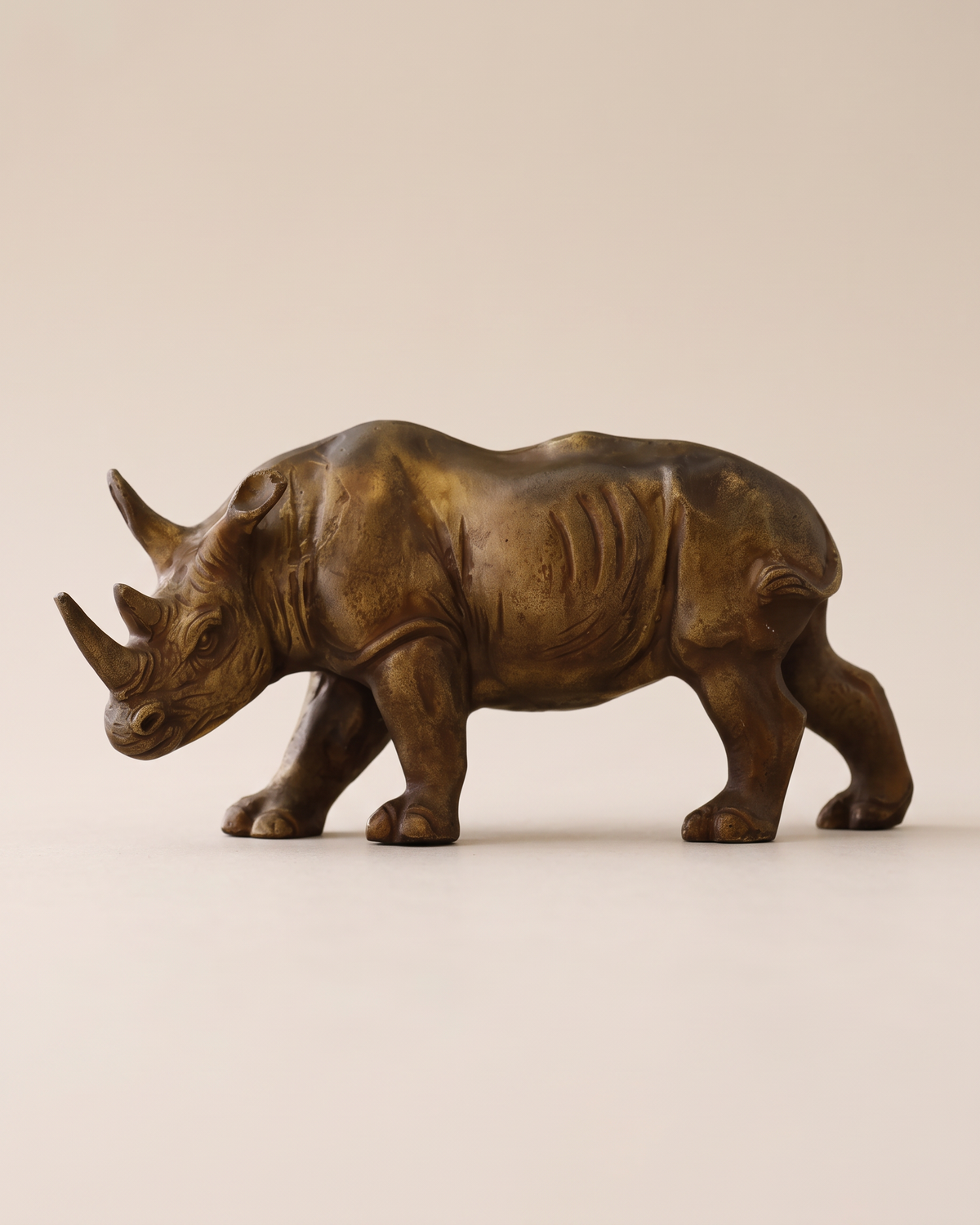 Rhino Sculpture (One Piece)