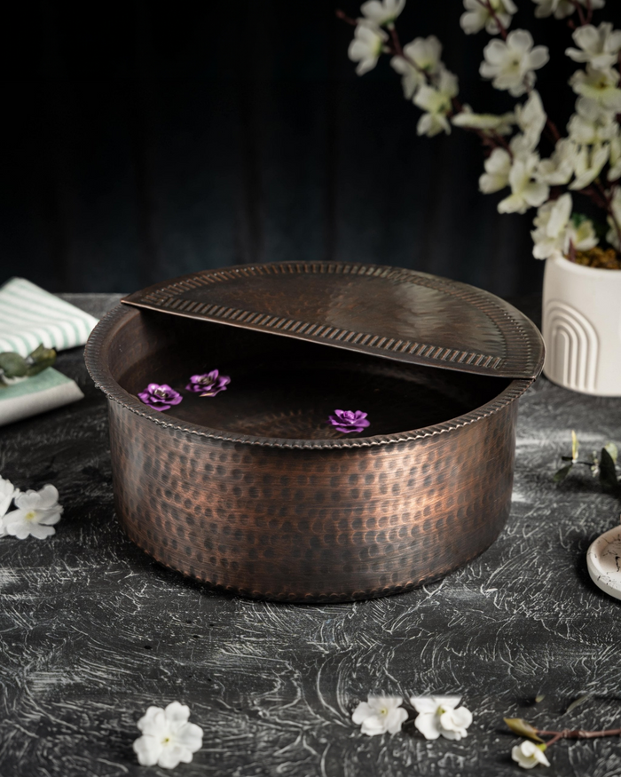 Handcrafted Dark Copper Pedicure Bowl – Hammered Ayurvedic Soak Tub with Removable Footrest