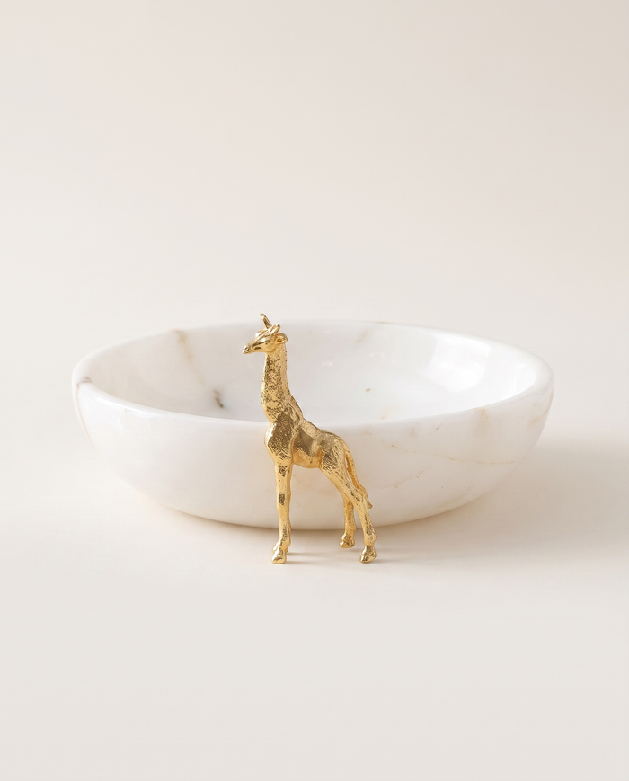 Giraffe Salad Bowl – White Marble with Brass Figurine, H11.5 × Ø25 cm