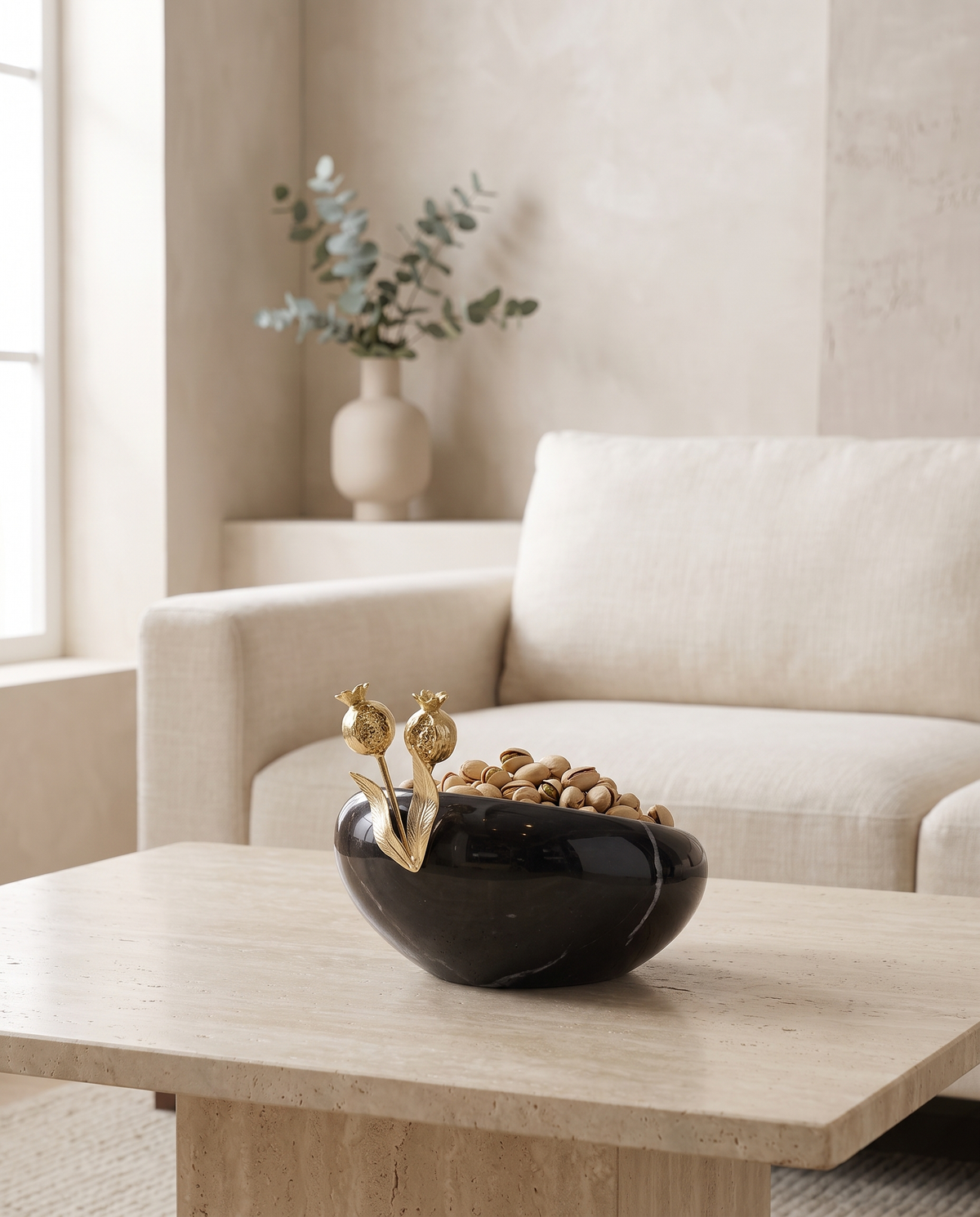 Pomegranate-Accent Asymmetric Marble Bowl – Black & Gold