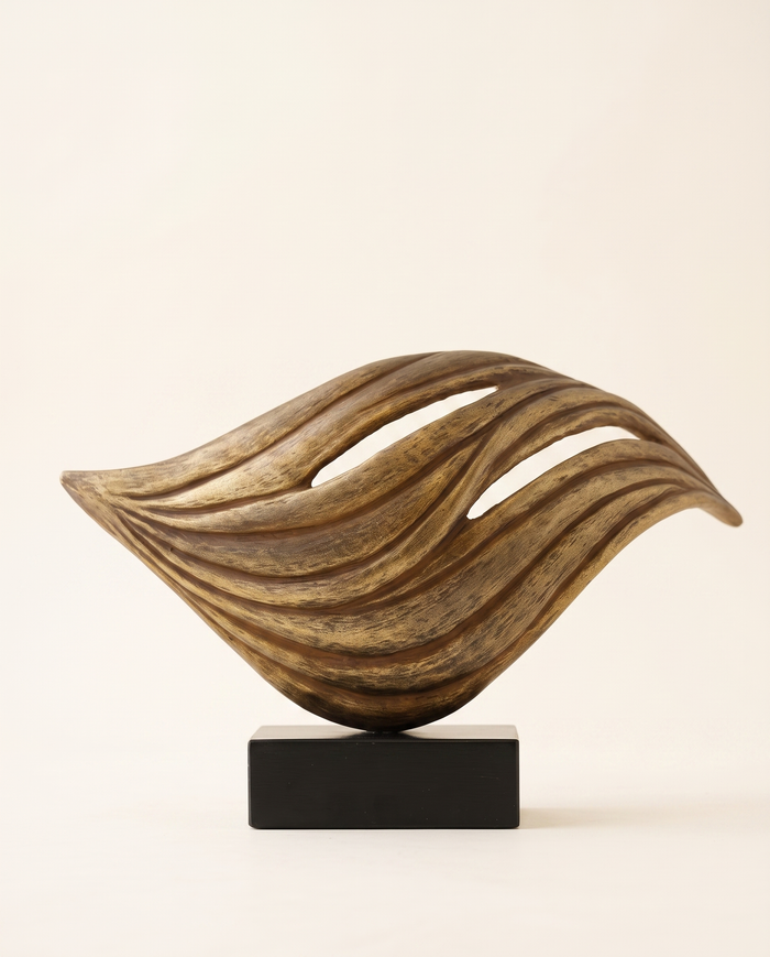 Golden Wave Sculpture – Edza Decor VI