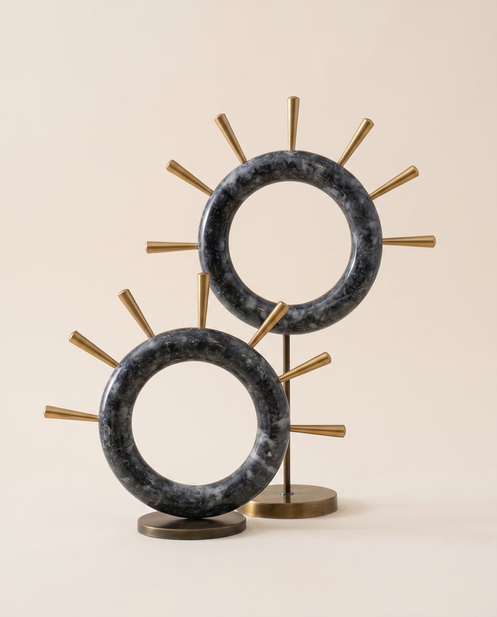 Spiked Ring Décor