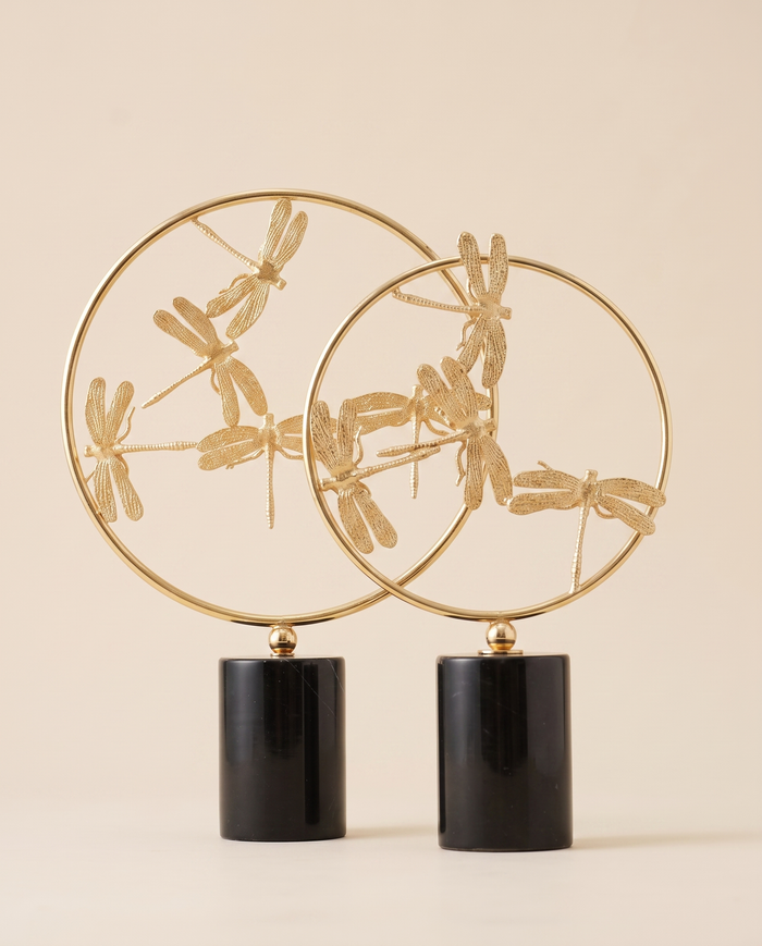 Circle Decorative Object with Dragonfly — Black Gold II