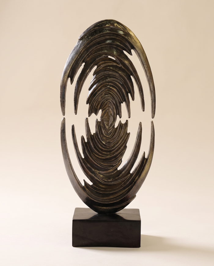 Venus Abstract Sculpture – Bronze Brass, Contemporary Sculptural Accent