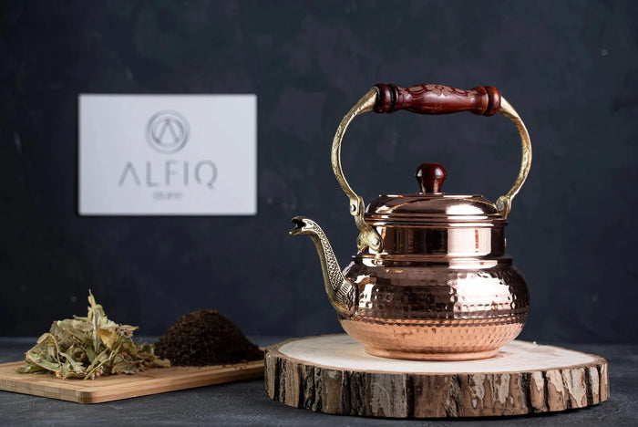 Handmade Solid Copper Stovetop Teapot, 1.6 Quart